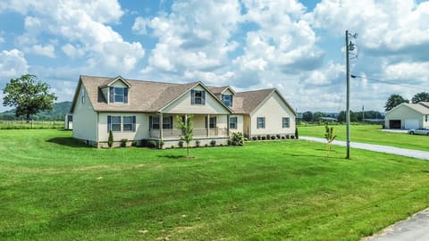700 Aubrie Boulevard, Flemingsburg, KY 41041 — photo 4