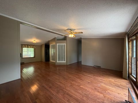 104 Fuson Street, Evarts, KY 40828 — photo 2