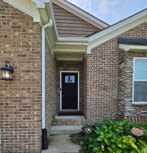 100 Stephen Drive, Georgetown, KY 40324 — photo 2
