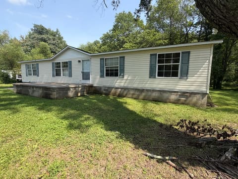 83 Dr Jones Lane, Gray, KY 40734 — photo 2
