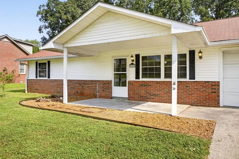 1518 Kirkwood Drive, Murray, KY 42071 — photo 4