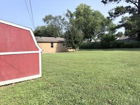 908 Mill View Court, Hopkinsville, KY 42240 — photo 2