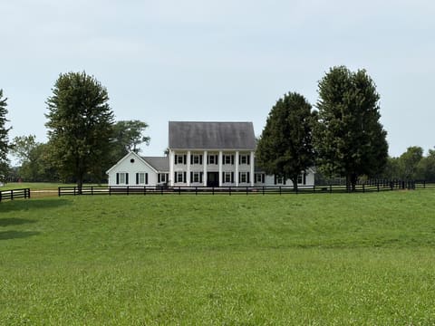 3600 Briar Hill Road, Lexington, KY 40516 — photo 2