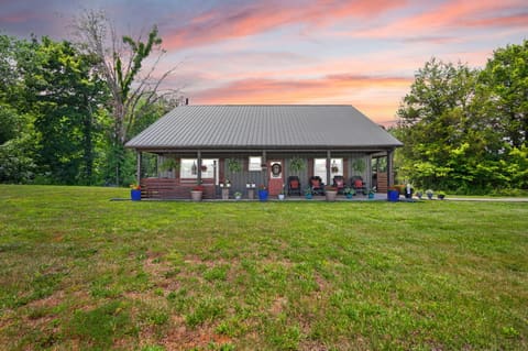 1717 Halltown Road, Canmer, KY 42722 — photo 4