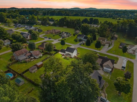 321 Huckleberry Lane, London, KY 40744 — photo 2