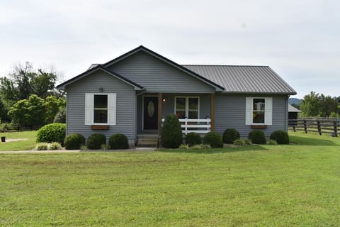 7121 Camargo Levee Road, Jeffersonville, KY 40337 — photo 2