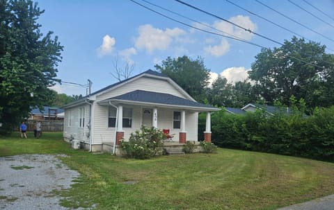 430 Carmicle Street, Liberty, KY 42539 — photo 2