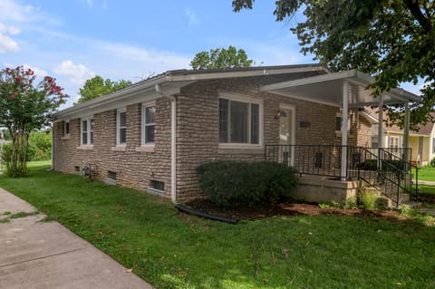 861 Chestnut Drive, Frankfort, KY 40601 — photo 5