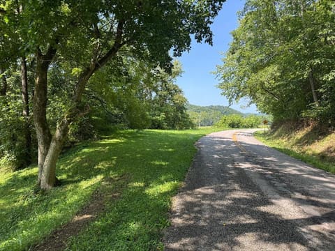 4283 Little South Road, Gravel Switch, KY 40328 — photo 2
