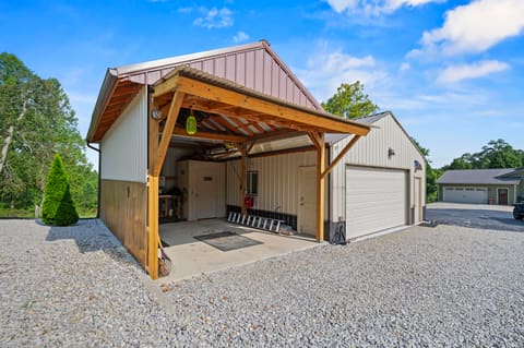 1662 S Tree Tower Road, Sand Gap, KY 40481 — photo 3