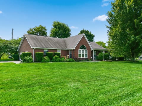 101 Whispering Hills Drive, Berea, KY 40403 — photo 3