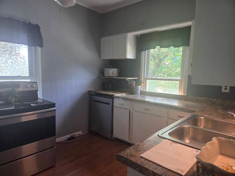 805 Poplar Street, Ravenna, KY 40472 — photo 4
