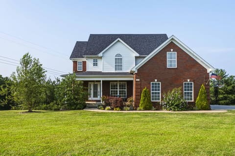685 Lincoln Trace, Taylorsville, KY 40071 — photo 2