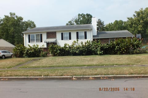 586 Buckingham Lane, Lexington, KY 40503 — photo 2