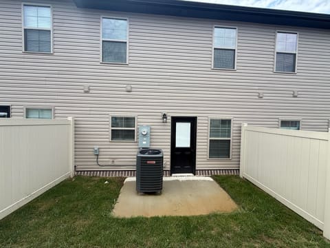 844 Ridgewood Drive 1-2-3-4-5-6-7, Berea, KY 40403 — photo 4