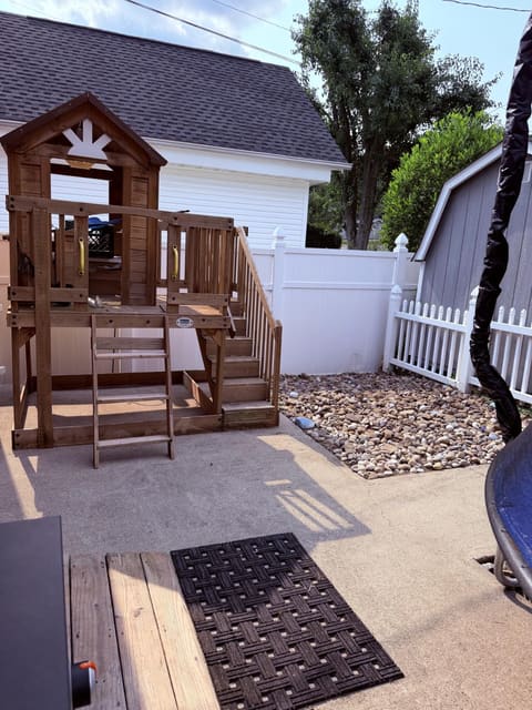213 4th Street, Paintsville, KY 41240 — photo 4