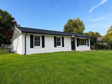 211 Mount Vernon Drive, Georgetown, KY 40324 — photo 2