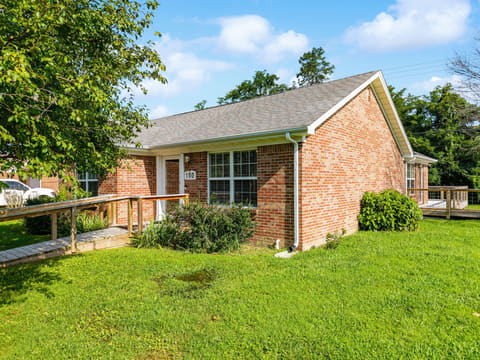 100 Henry Drive, Berea, KY 40403 — photo 5