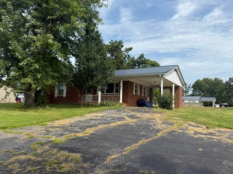 88 Adair Street, Monticello, KY 42633 — photo 2