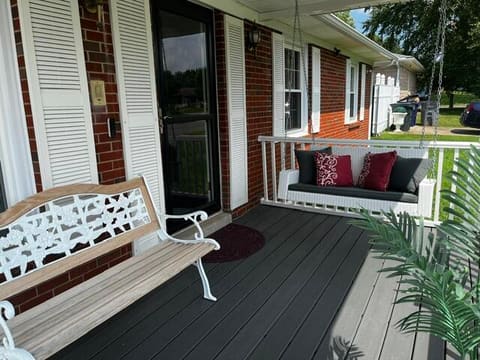 737 Kingston Road, Lexington, KY 40505 — photo 5