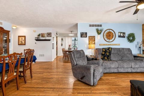 208 Castle Boulevard, Paris, KY 40361 — photo 4
