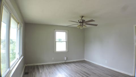 825 Main Street, Sharpsburg, KY 40374 — photo 3