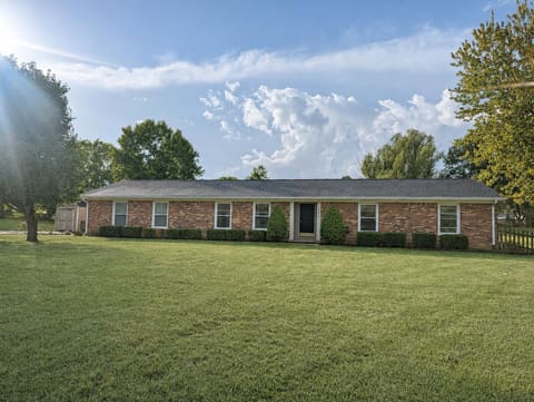 215 Glenn Court, Georgetown, KY 40324 — photo 2