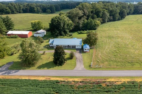 1333 Mount Eden Road, Russell Springs, KY 42642 — photo 4