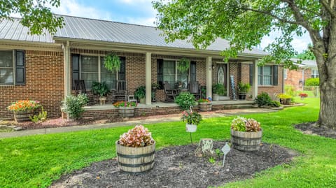 106 Baker Street, Berea, KY 40403 — photo 2