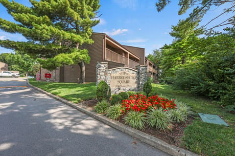 750 Shaker Drive 103, Lexington, KY 40504 — photo 2