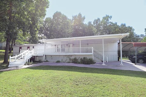 706 Justin Lane, Gilbertsville, KY 42044 — photo 2