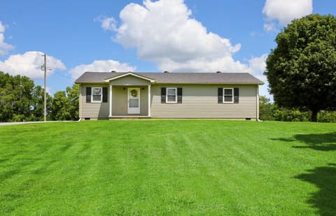 291 Bardstown Road, Harrodsburg, KY 40330 — photo 2