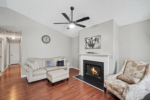 2149 Wilkes Way, Lexington, KY 40505 — photo 2