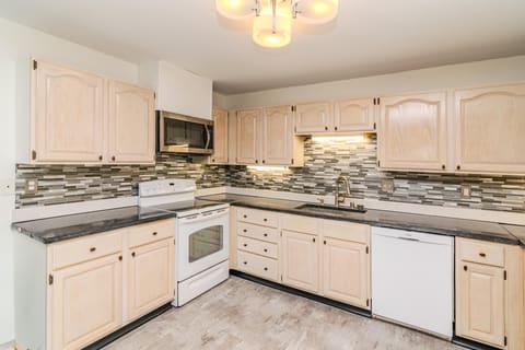 384 Stone Creek Drive, Lexington, KY 40503 — photo 2