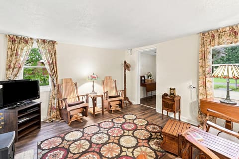114 E Lion Drive, Salem, KY 42078 — photo 4