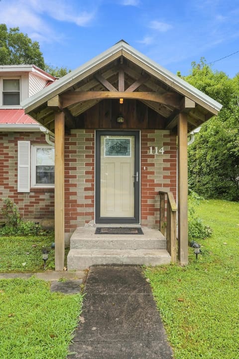 114 E Lion Drive, Salem, KY 42078 — photo 2