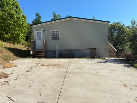 872 S Dogwood Drive, Berea, KY 40403 — photo 2