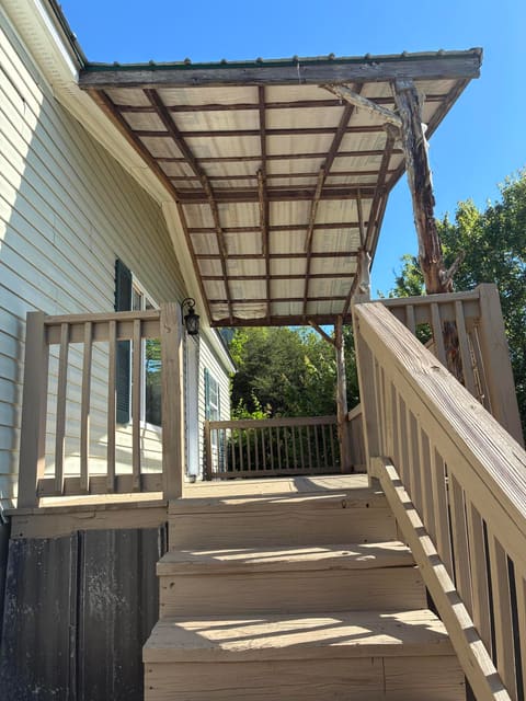 872 S Dogwood Drive, Berea, KY 40403 — photo 4
