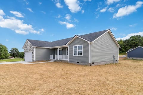 643 Pleasant View Road, London, KY 40744 — photo 2