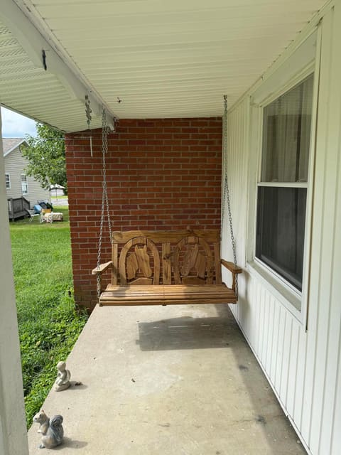 4525 Hustonville Road, Junction City, KY 40440 — photo 3
