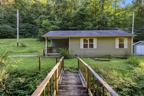 450 Nada Tunnel Road, Stanton, KY 40380 — photo 3