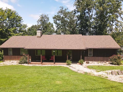 251 Herrington Woods, Harrodsburg, KY 40330 — photo 2