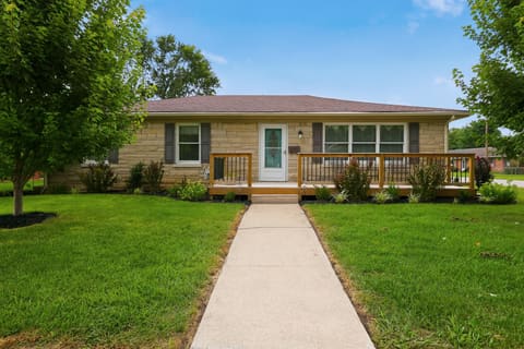 627 Greenbriar Drive, Harrodsburg, KY 40330 — photo 4