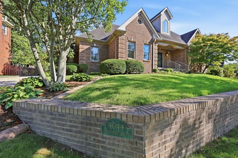 4044 Peppertree Drive, Lexington, KY 40513 — photo 2