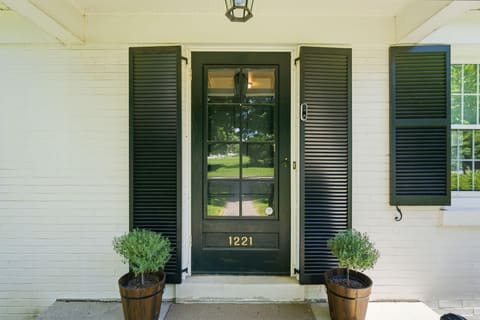 1221 Providence Lane, Lexington, KY 40502 — photo 4
