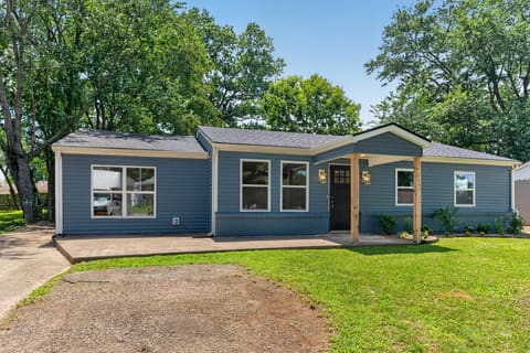 2318 Allen Drive, Lexington, KY 40505 — photo 2