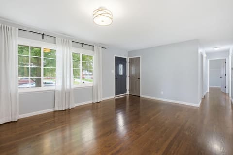 563 Bishop Drive, Lexington, KY 40505 — photo 5
