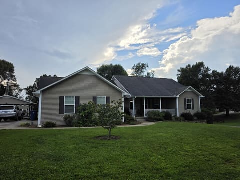390 Talon Trail, London, KY 40744 — photo 2