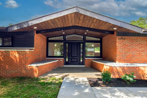 3273 Saxon Drive, Lexington, KY 40503 — photo 2