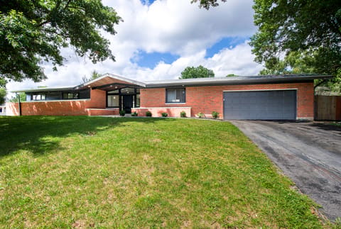 3273 Saxon Drive, Lexington, KY 40503 — photo 4